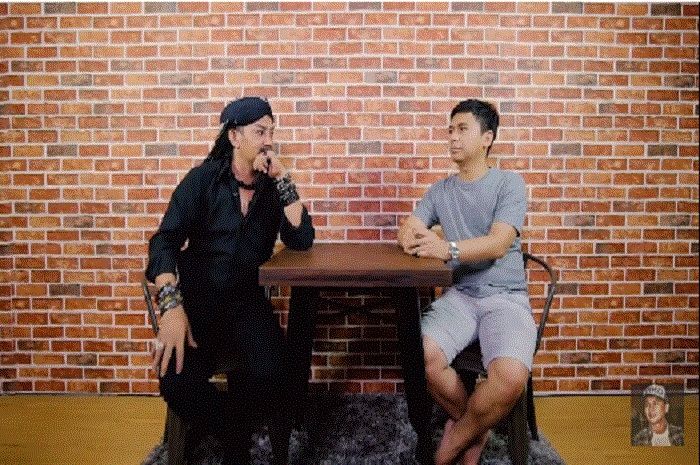 Raditya Dika dan Master Limbad