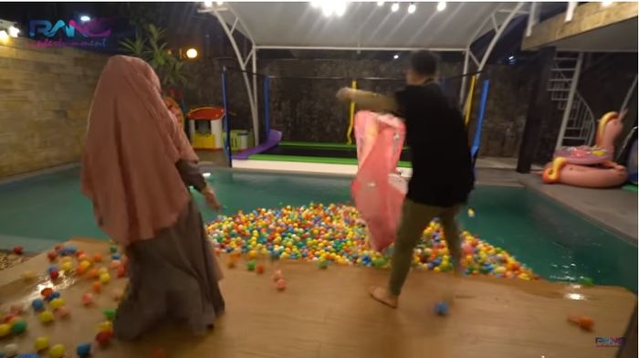 Rumah <a href='https://pontianak.tribunnews.com/tag/ria-ricis' title='Ria Ricis'>Ria Ricis</a>