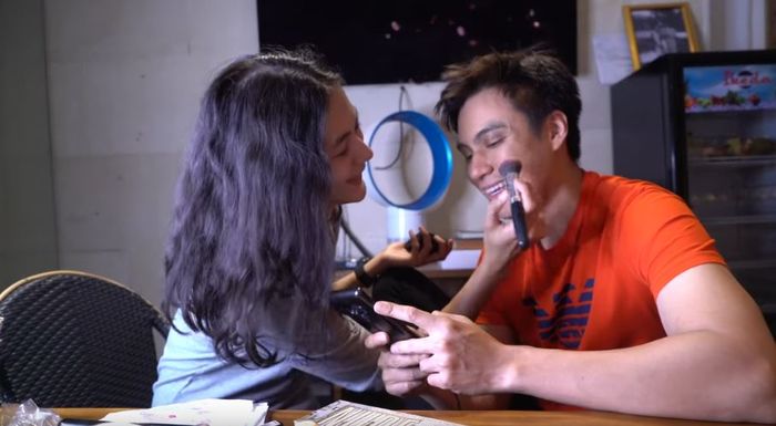 Aksi Paula Verhoeven mendandani Baim Wong