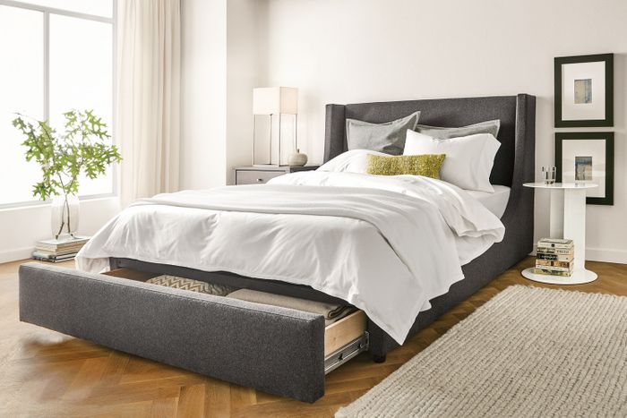 Tempat tidur dengan penyimpanan