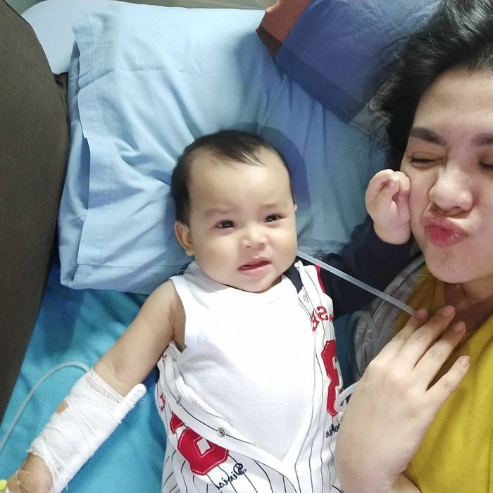 Putra Vicky Shu dirawat di rumah sakit