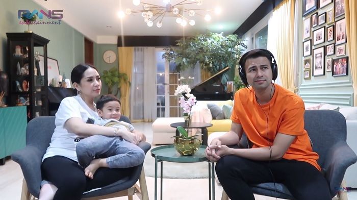 Nagita Slavina menjawab pertanyaan seputar Raffi Ahmad