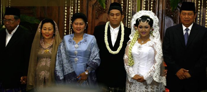 Pernikahan Anita Hayatunnufus Rahman dengan Imam Jehan Akbarsyah Sikumbang