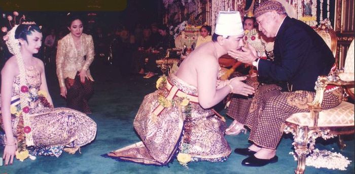 Pernikahan Tommy Soeharto dan A