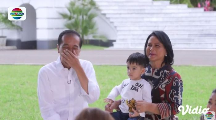 Begini Sikap Iriana Saat Zaskia Gotik 'Goda' Presiden Jokowi dengan Sebutan Abang