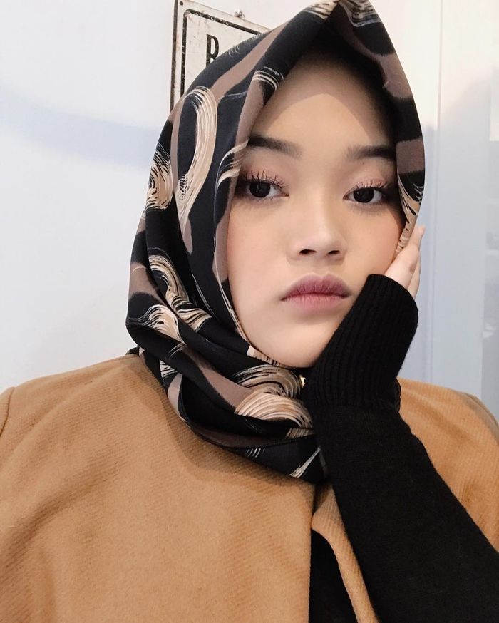 Putri Delina
 