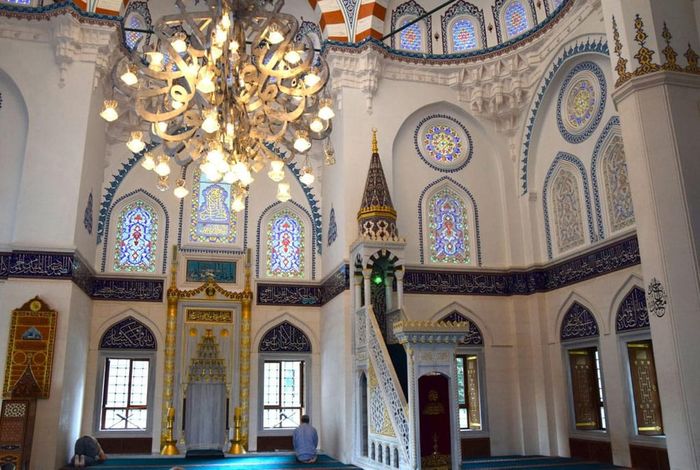 Masjid Tokyo Camii milik keluarga Reino Barack