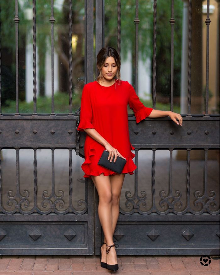 Dress merah yang cocok untuk Cancer