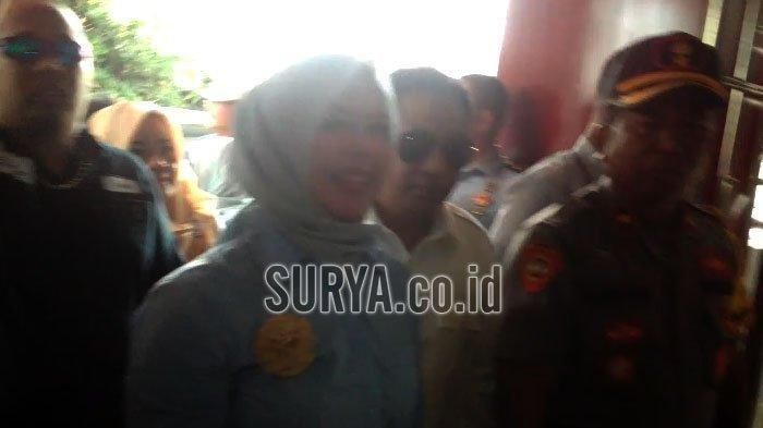 Istri Sandiaga Uno jenguk Ahmad Dhani di penjara