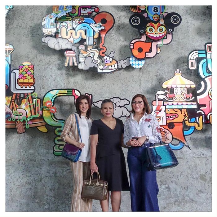Maia Estianty Kenakan Tas Ombre Branded Mewah Saat Foto Bareng Sahabat, Harganya Bikin Netizen Kaget