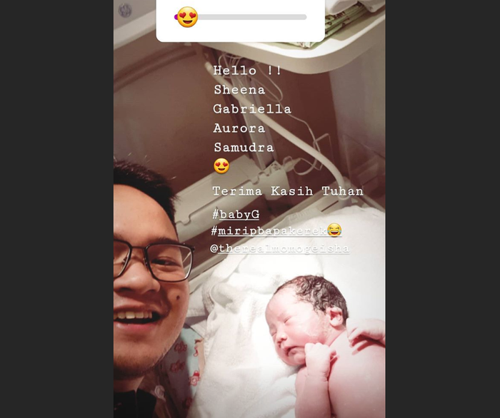 Potret bayi, anak pertama Momo Geisha dan Nicola
