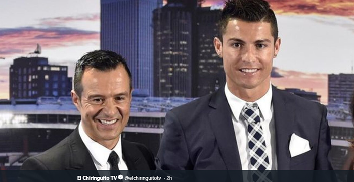Megabintang Juventus, Cristiano Ronaldo saat bersama agennya, Jorge Mendes (Kiri)