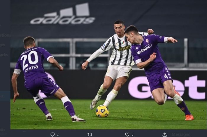 Cristiano Ronaldo beraksi dalam duel Juventus vs Fiorentina di Liga Italia, 22 Desember 2020.