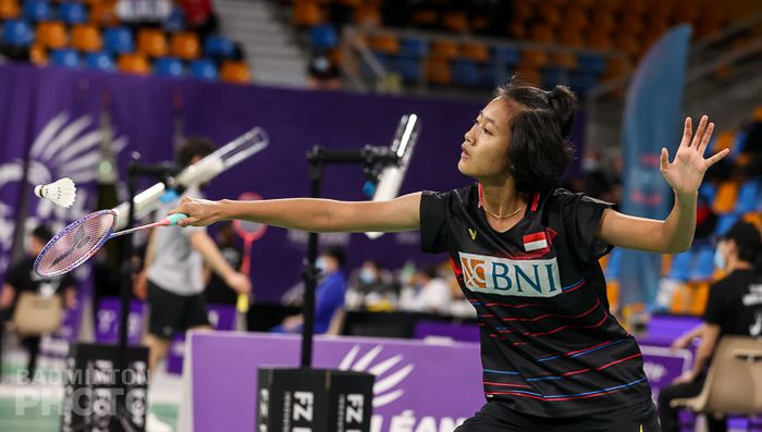 Aksi pemain tunggal putri Indonesia, Putri Kusuma Wardani, pada babak 32 besar Orleans Masters 2021 di Palais des Sports, Orleans, Prancis, 24 Maret 2021.