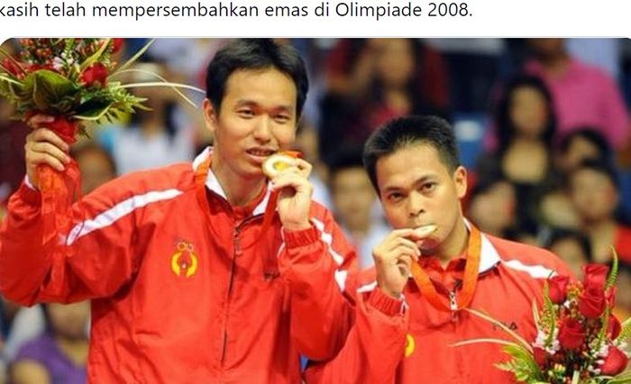 Hendra Setiawan dan Markis Kido saat memenangi medali emas Olimpiade 2008 di Beijing, China.