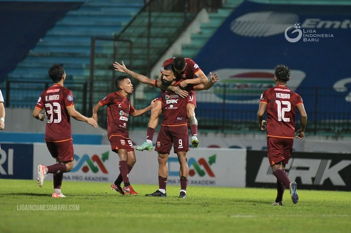 Selebrasi penyerang Borneo FC, Fransisco Torres usai membobol gawang Persija Jakarta.