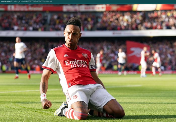 Penyerang sekaligus mantan kapten Arsenal, Pierre-Emerick Aubameyang belum diresmikan oleh Barcelona kepindahannya.