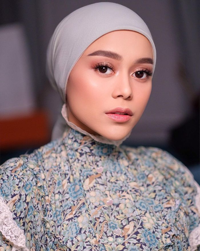 Inspirasi Makeup Flawless Ala Lesty Kejora Yang Bikin Pangling Berkat