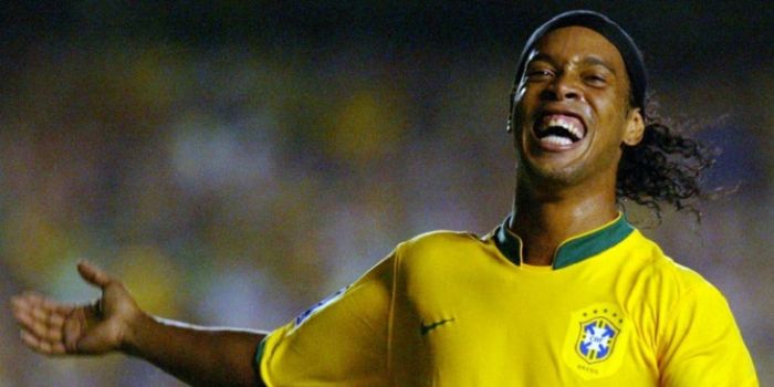    Ronaldinho kala membela Brasil di Piala Dunia 2002   
