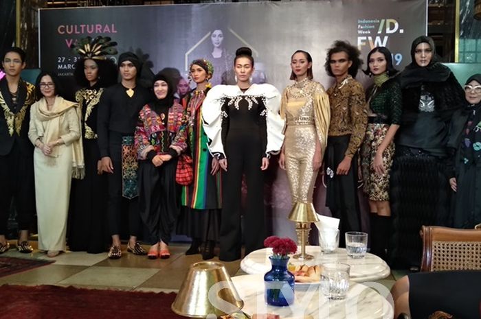Indonesia Fashion Week 2019 Kembali Digelar, Tahun Ini Tampilkan Tema Ragam Kebudayaan Kalimantan.