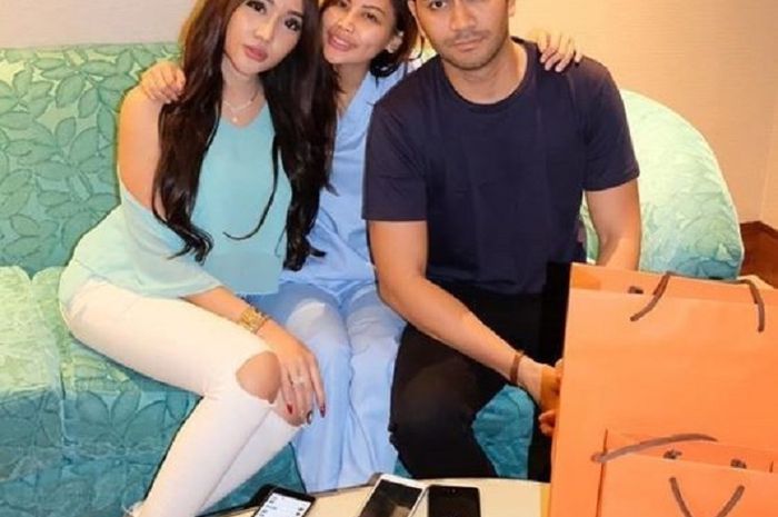 Lucinta Luna bersama dr Siska