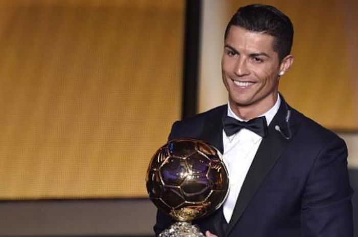 Cristiano Ronaldo saat meraih Ballon d'Or