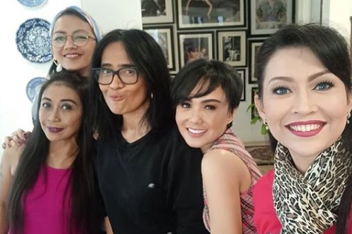 Cuplikan arisan Yuni Shara dan geng sosialitanya