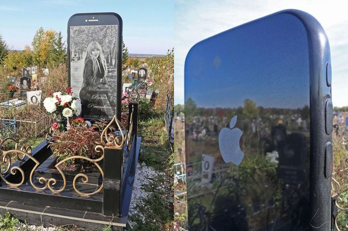 Batu nisan berbentuk smartphone