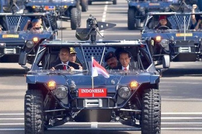 Ranpur P6 ATAV saat digunakan membawa Presiden Jokowi