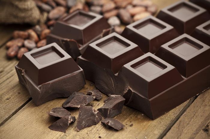 dark chocolate bisa membantu menambah berat badan
