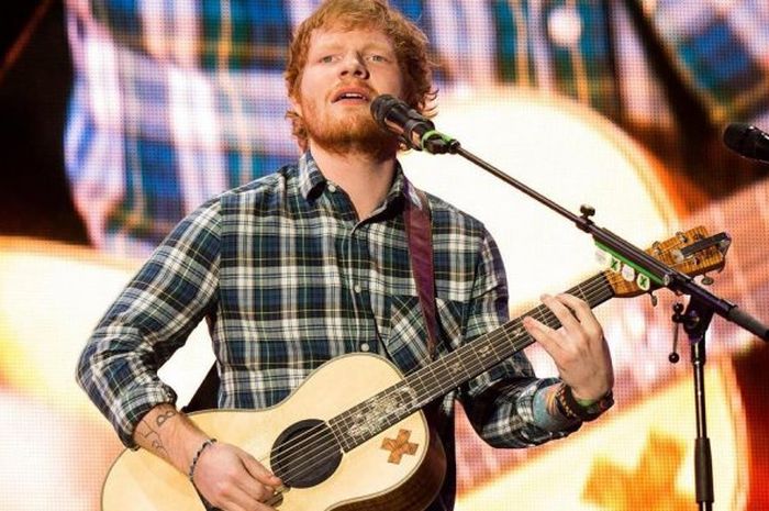 Ed Sheeran akan menggelar konser Ed Sheeran Divide World Tour 2019 Jakarta.
