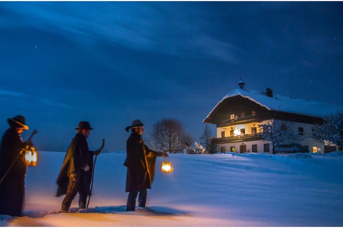 Natal 2018: Sejarah <a href='https://manado.tribunnews.com/tag/silent-night' title='Silent Night'>Silent Night</a>, Lagu <a href='https://manado.tribunnews.com/tag/natal' title='Natal'>Natal</a> Populer yang Jadi Warisan Budaya <a href='https://manado.tribunnews.com/tag/unesco' title='UNESCO'>UNESCO</a>