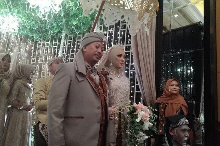 Pernikahan Opick dan Bebi Silvana di Bandung
