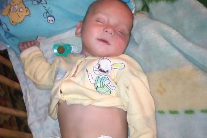 Zakhar, Bayi 8 bulan yang meninggal usai dicekoki miras oleh ibunya