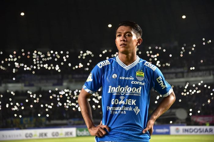 Febri Hariyadi, pemain Persib Bandung sekaligus pemain Timnas Indonesia.