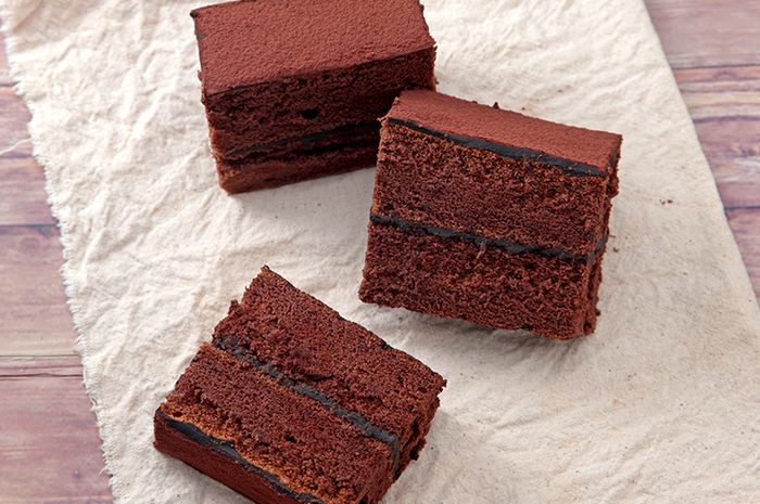 Double Dark Choco Cake
