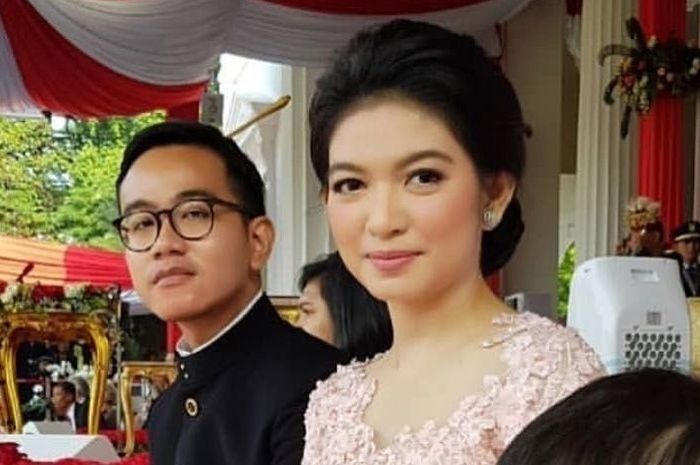 Intip penampilan Selvi Ananda saat makan malam di Malang