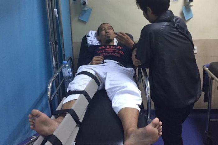 Yuki PAS Band Terbaring Setelah Mengalami Kecelakaan