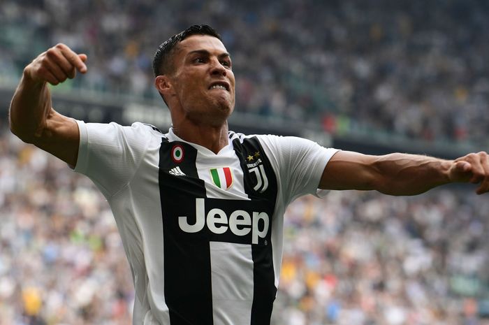 Cristiano Ronaldo Rayakan Ulang Tahun di Italia, Intip Rumahnya Di sana!