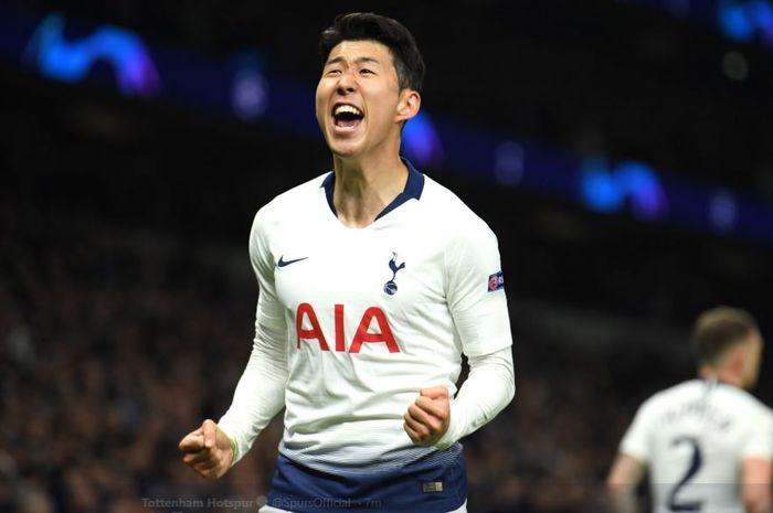 Penyerang sayap Tottenham Hotspur, Son Heung-Min, merayakan golnya ke gawang Manchester City pada leg pertama perempat final Liga Champions, Rabu (10/4/2019) di Stadion Tottenham, London.