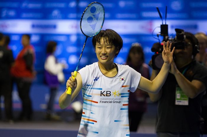 Pebulu tangkis tunggal putri Korea Selatan, An Se-young, seusai memenangkan laga final melawan Li Xuerui (China) pada New Zealand Open 2019, di Eventfinda Stadium, Auckland, Selandia Baru, Minggu (5/5/2019).