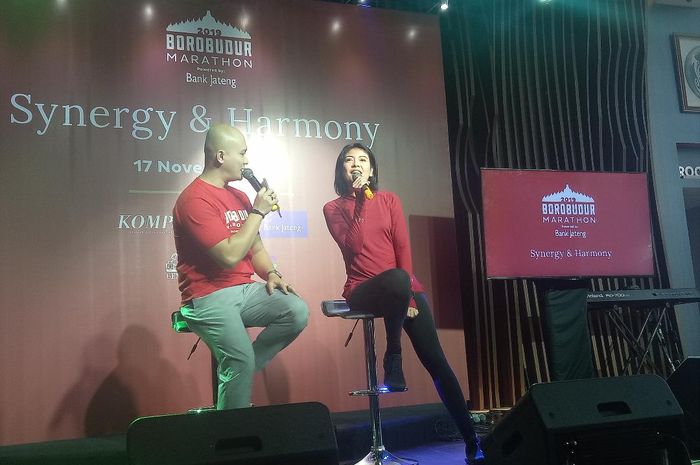 Sigi Wimala (kanan) dalam acara konferensi pers Borobudur Marathon di Hard Rock Cafe, Selasa (18/6/2019).
