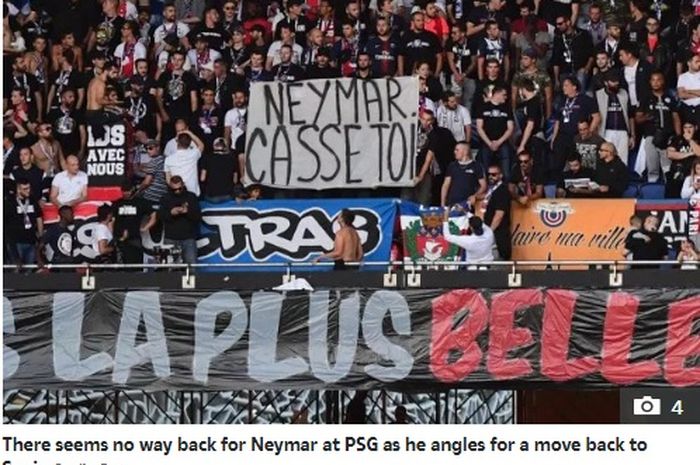 Fan PSG mengusir Neymar untuk segera hengkang dari Pars des Princes.