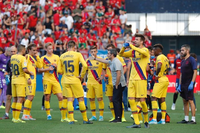 Skuat Barcelona mendapat arahan dari Ernesto Valverde di laga pekan ketiga Liga Spanyol melawan Osasuna, Sabtu (31/8/2019).