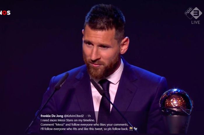 Megabintang Barcelona, Lionel Messi, saat memenangi penghargaan FIFA Best Men Player 2019.