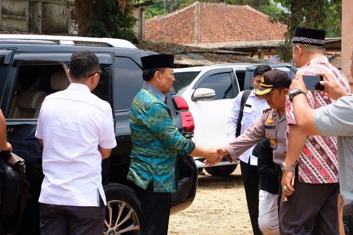 Menkopolhukam Wiranto saat melakukan kunjungan kerja ke Pandeglang, Banten.