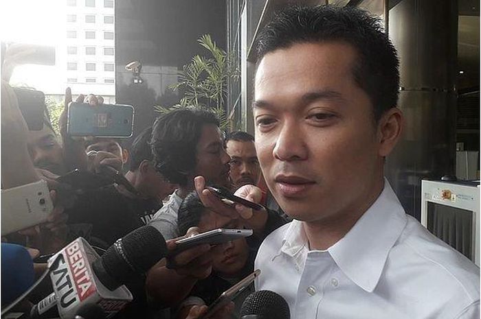 Taufik Hidayat terseret kasus suap dana hibah Komite Olah Raga Nasional (KONI) 