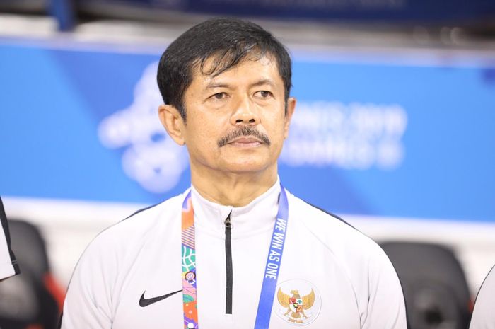 Pelatih timnas U-22 Indonesia, Indra Sjafri, saat laga melawan Vietnam di SEA Games 2019