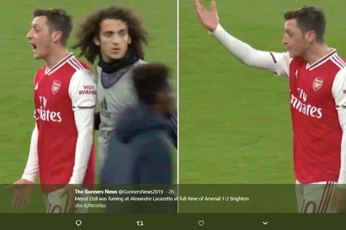 Pemain Arsenal, Mesut Ozil, nampak berteriak kepada Alexandre Lacazette usai kalah dari Brighton pada Jumat (6/12/2019) dinihari.