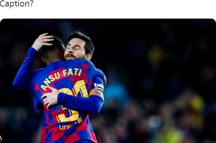 Penyerang Barcelona, Ansu Fati, merayakan golnya bersama Lionel Messi dalam laga Liga Spanyol melawan Levante di Stadion Camp Nou, Minggu (2/2/2020).